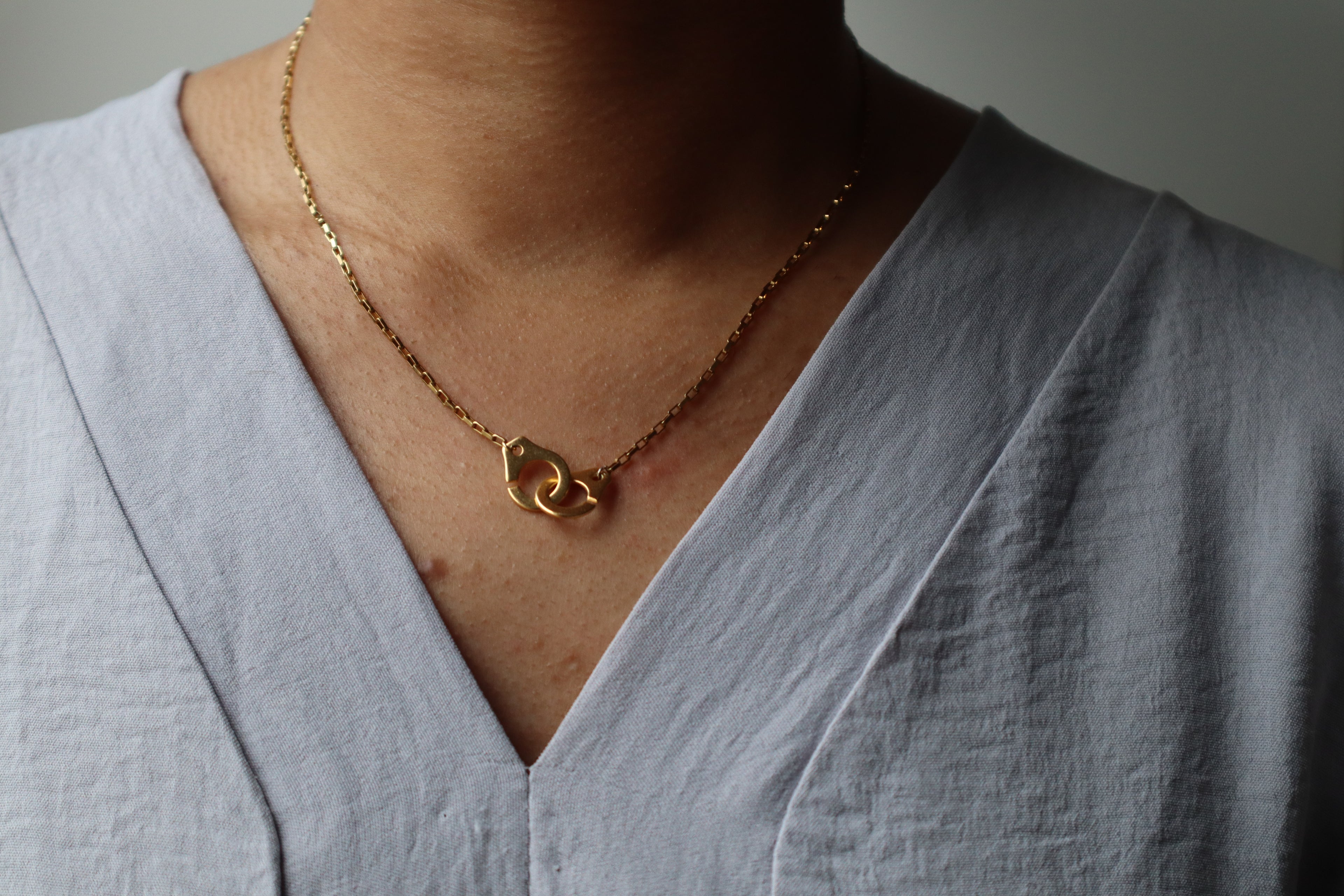 COLLIER MENOTTE